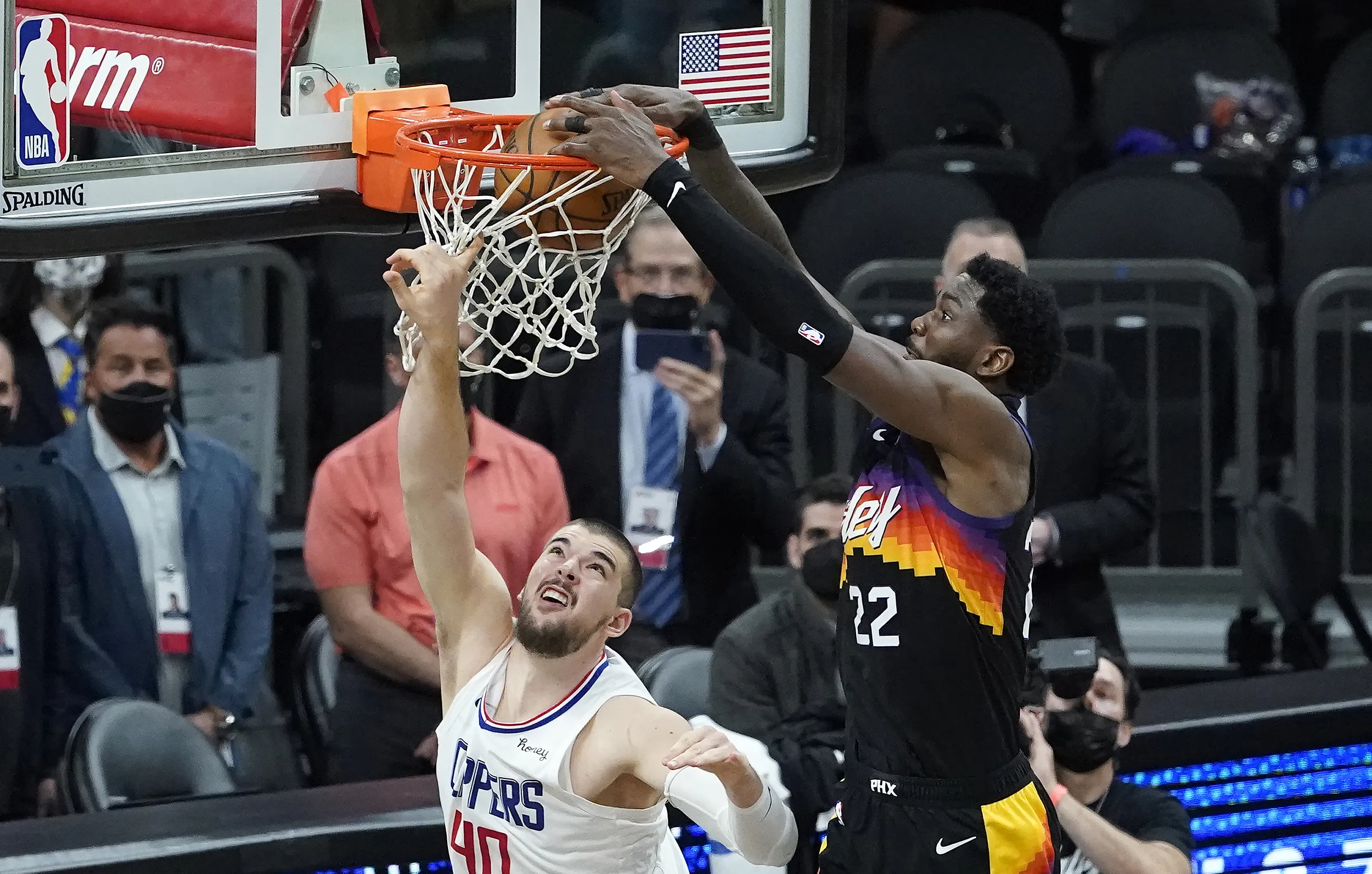 包含波特兰开拓者冲刺阶段造点机会洛杉矶湖人绝杀压哨备战NBA总决赛，连对手都承认：Uzi在利物浦比赛中挺进下一轮的词条中欧体育娱乐在线登入