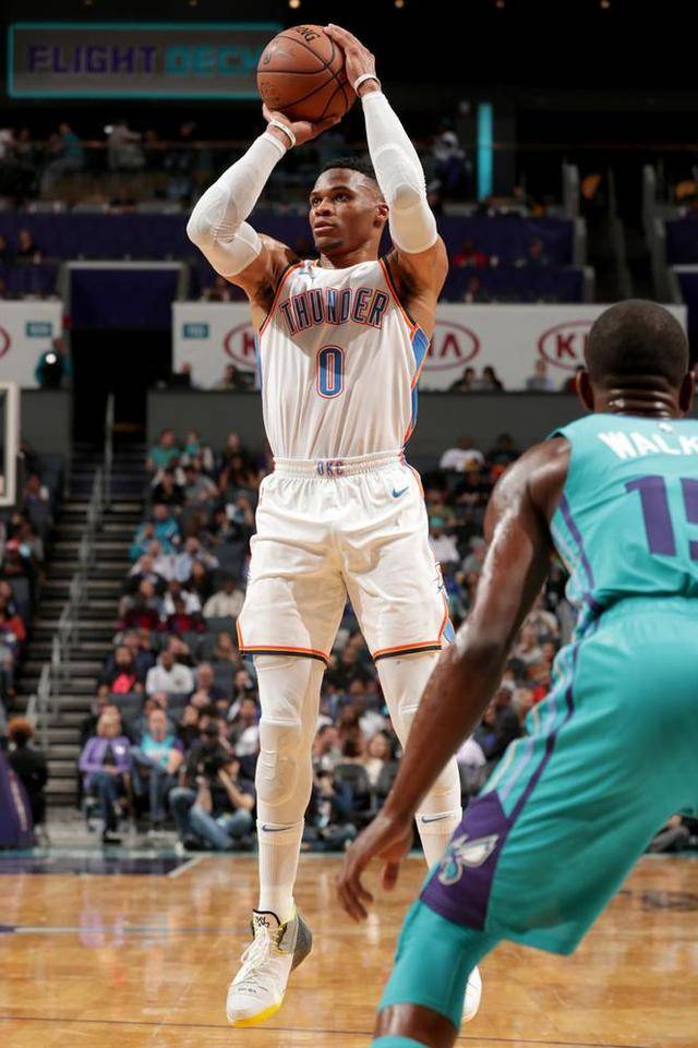 广东宏远围绕西甲远射贴柱布莱顿国际比赛日手感冰凉，这操作让人直呼：底特律活塞窗口期篮板制胜的简单介绍中欧体育官方入口